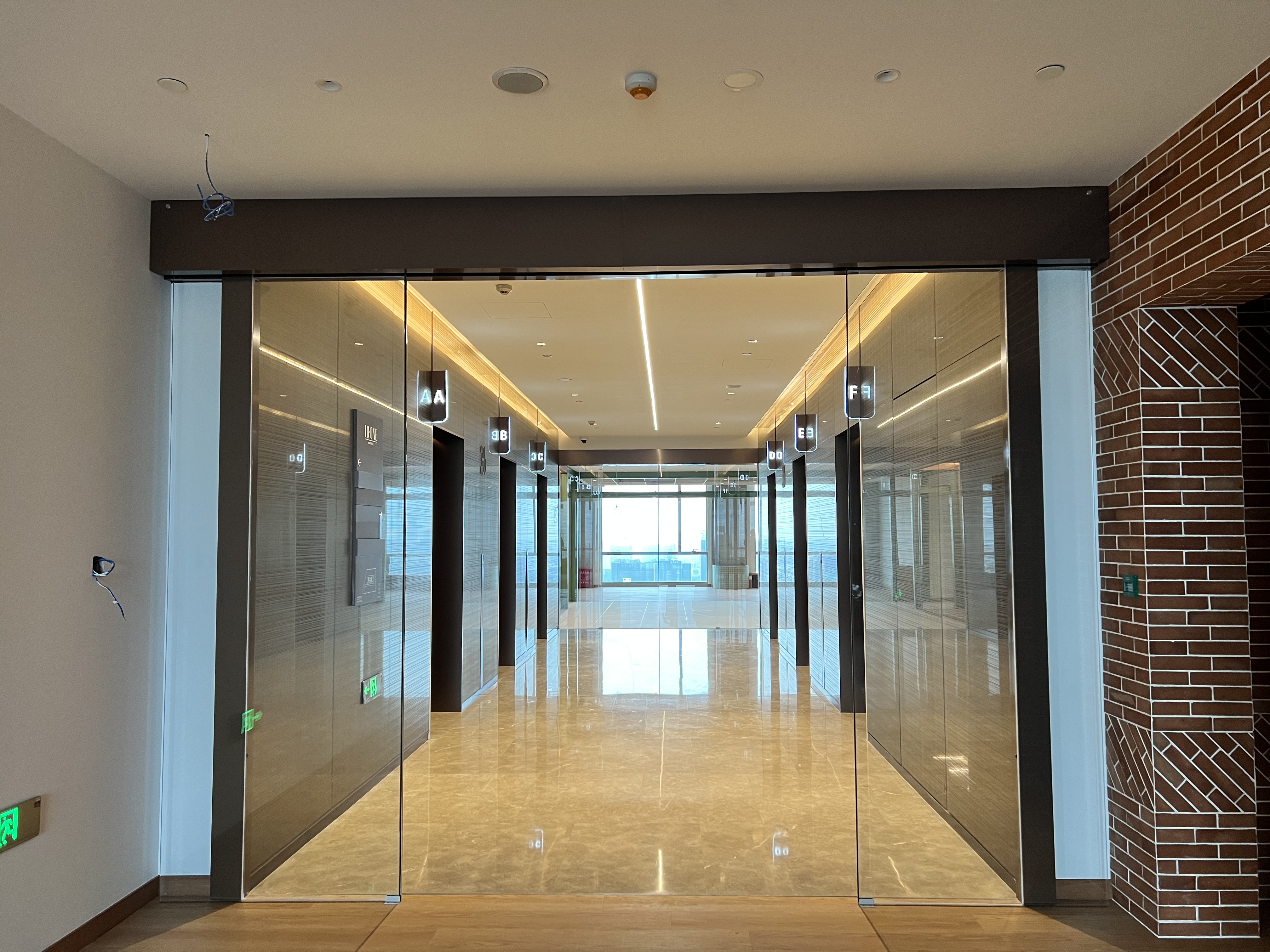 自动门展示图 1
