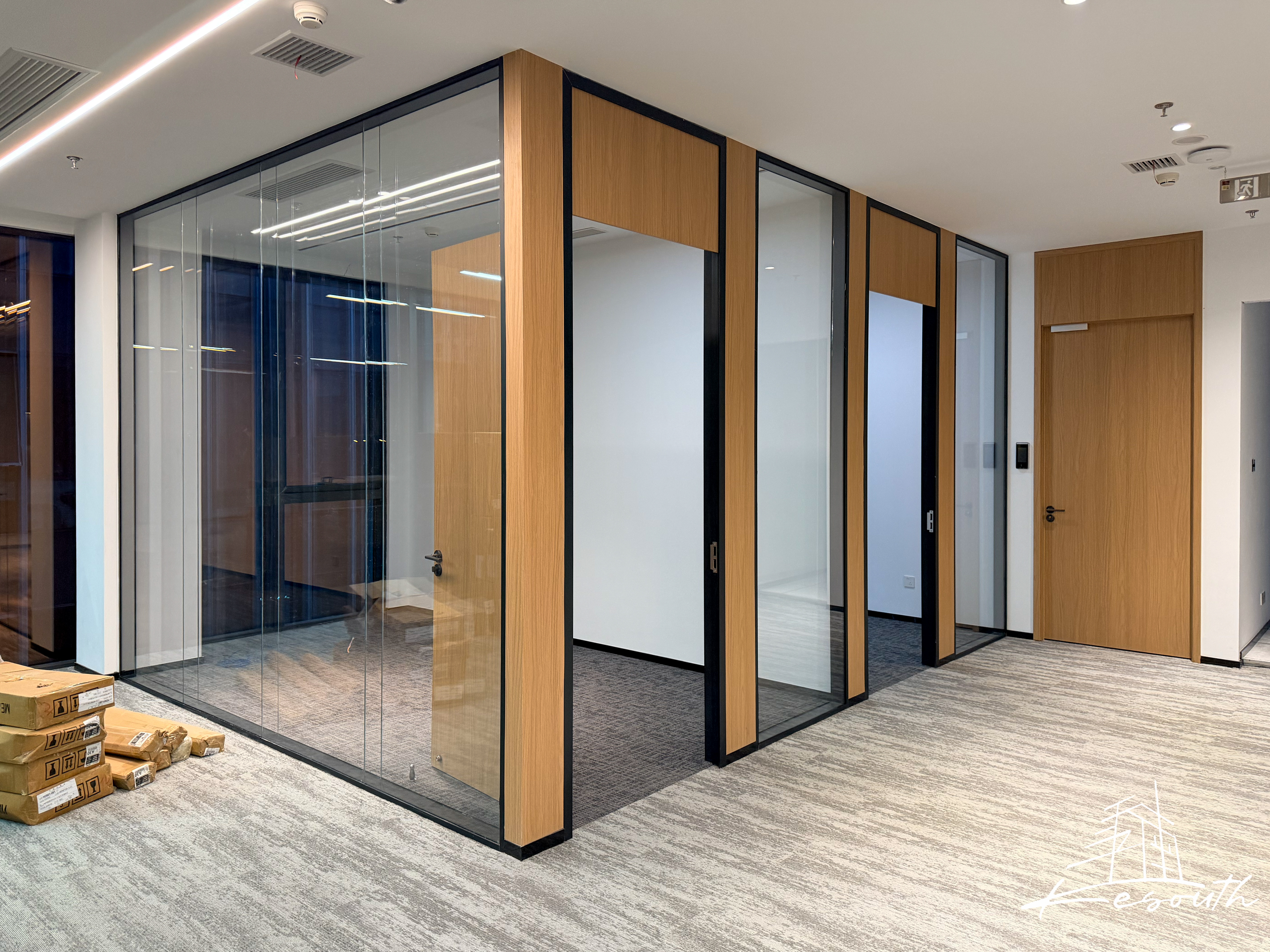 调光玻璃隔断展示图 1